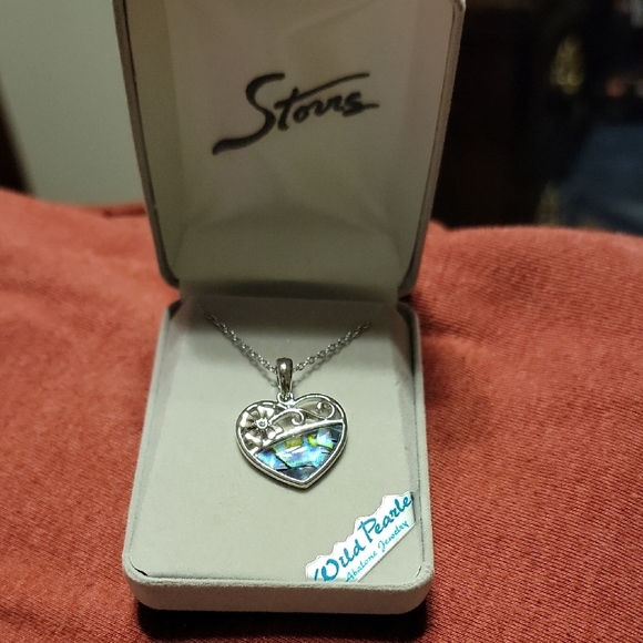 Wild Pearl Silver Heart Necklace with Iridescent Inlay - Picture 2 of 5